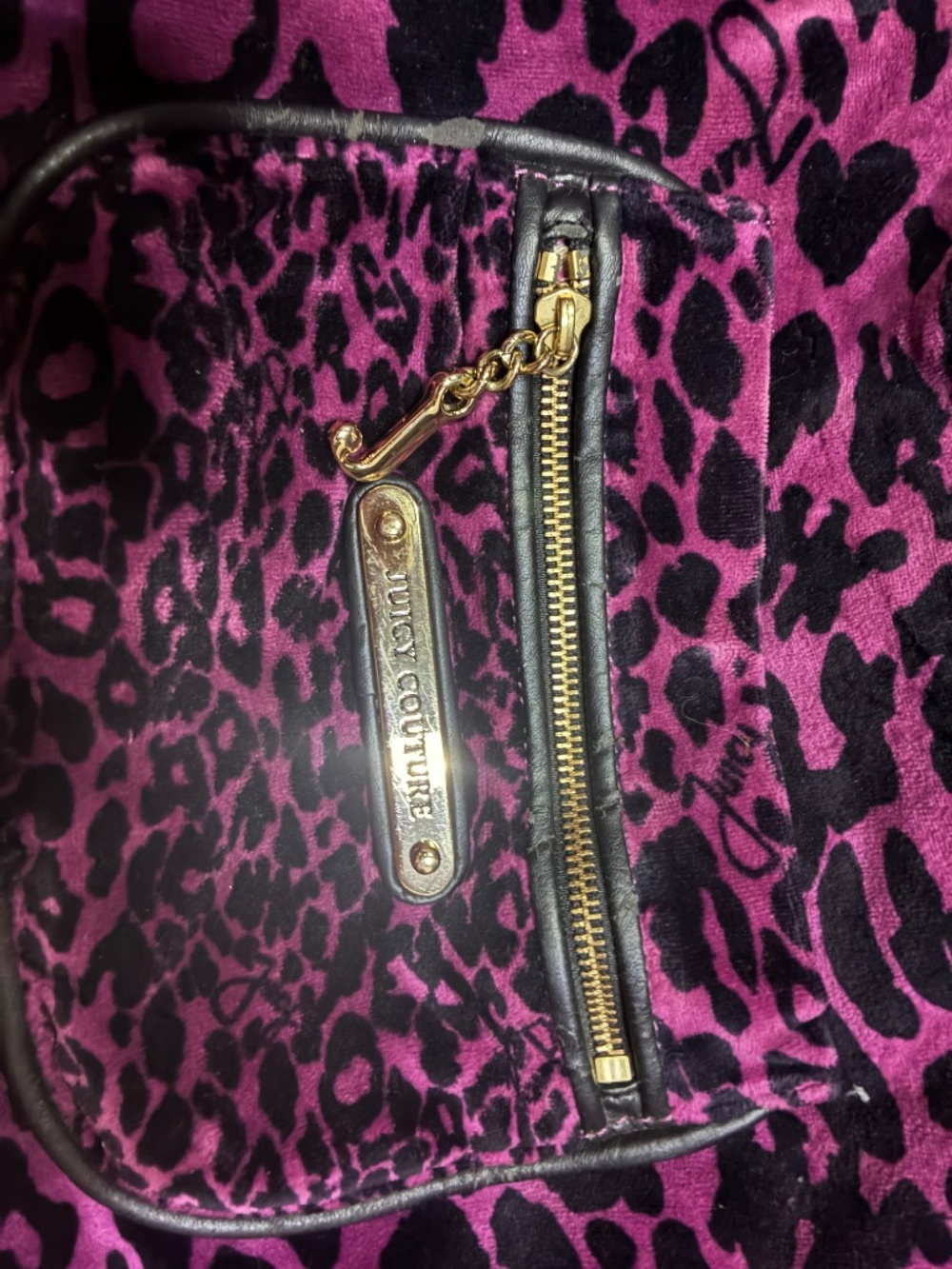 💖🔥 VINTAGE VELOUR JUICY COUTURE PURSE – RARE PLUM LEOPARD PRINT! 🔥💖 - Picture 5 of 9